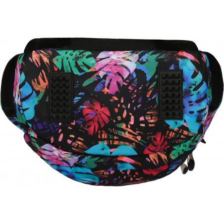 Dzięki dodatkowym zabezpieczeniom dna, plecak młodzieżowy BP06 z serii Exotic Garden pozwoli na jego długotrwałe użytkowanie