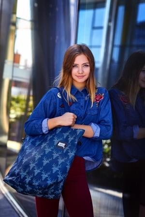 torba w jelenie granatowa